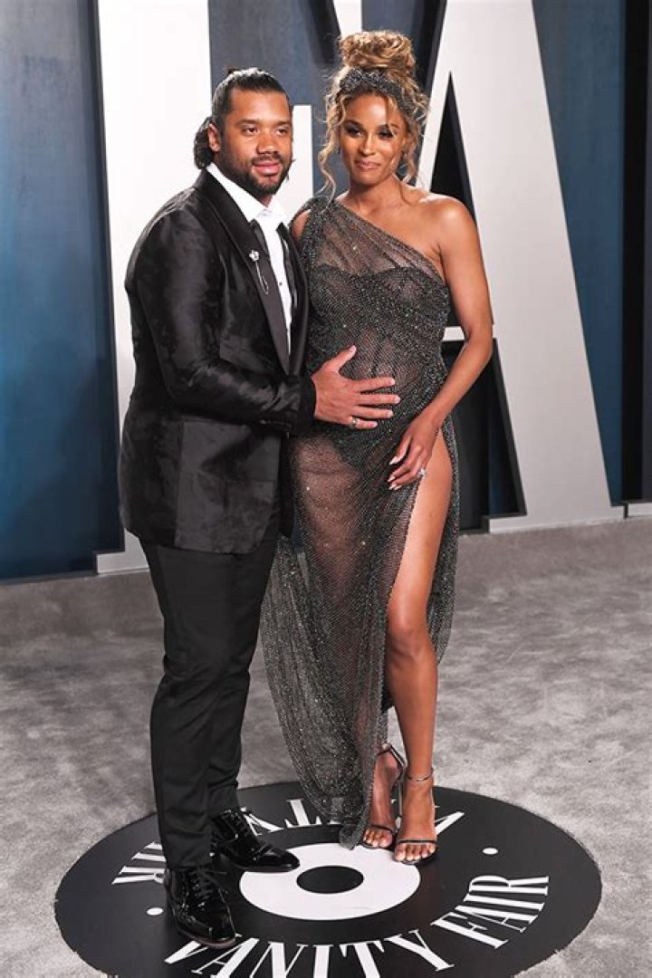 She Shows Baby Bump In Sheer Dress Hollywood Life