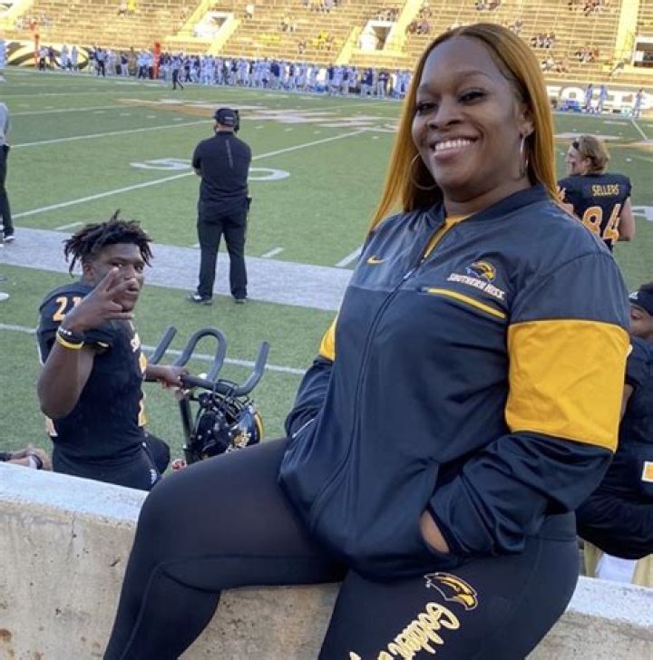 How Frank Gore Jr.'s Parents Fueled His Football Success