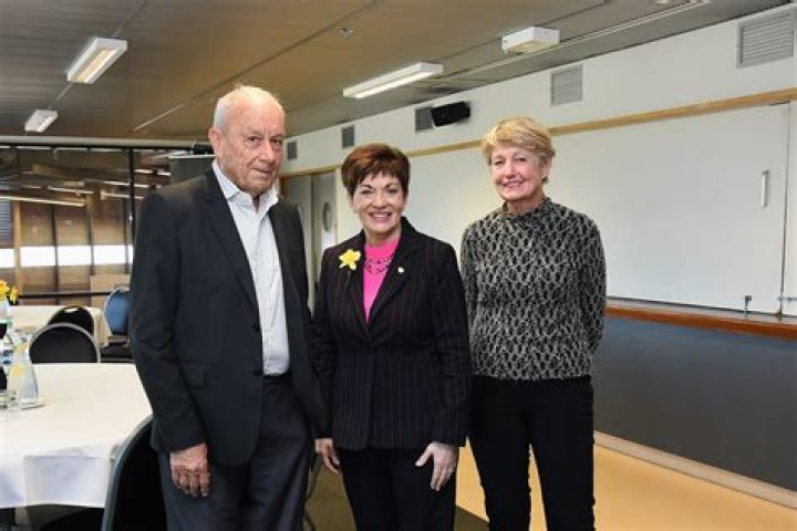 Unveiling Lee Norris' Net Worth: Discover His Financial Success