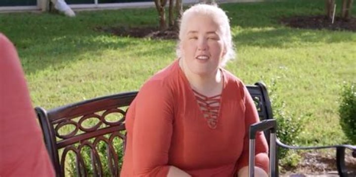 June Ditches Alana For New Boyfriend Hollywood Life