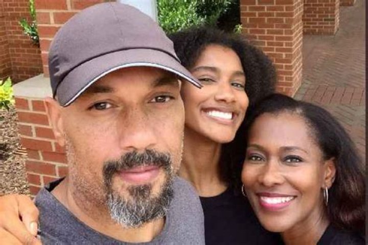 Discoveries And Insights On Rob Lanier's Wife