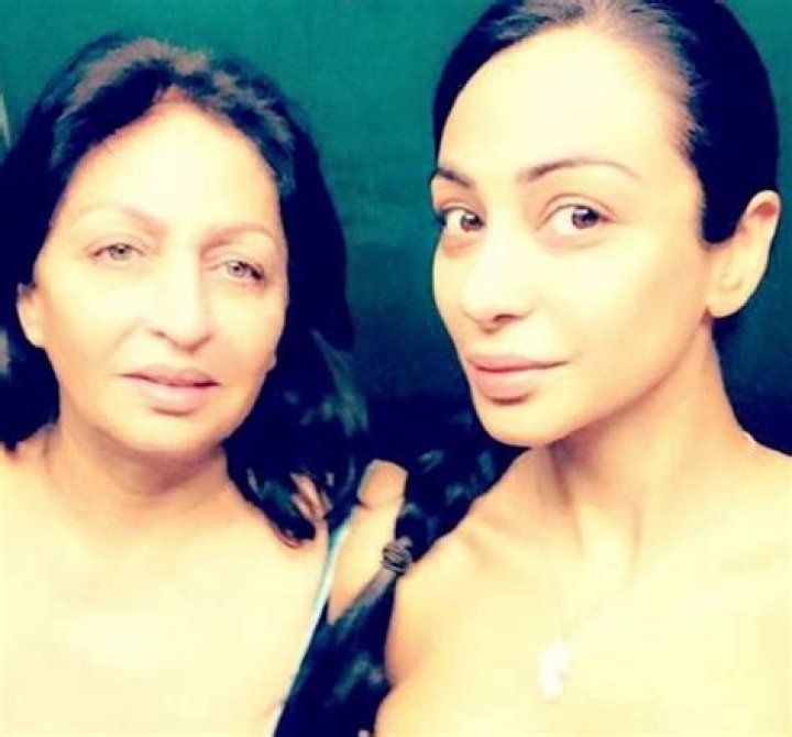 Unveiling The Truths Behind Sabrina Bajwa's Height